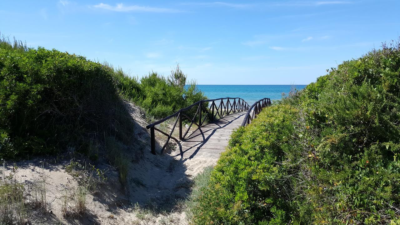 Camping Villaggio Riviera Foce Varano Exterior foto
